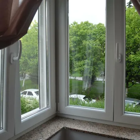 Apartment Center 2 *